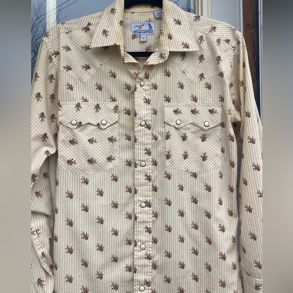 Vintage unique western snap button up